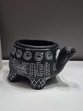 Handcrafted Turtle Planter - Black with White Etching